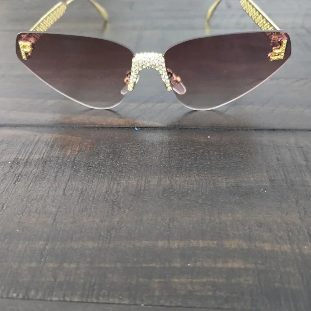 sunglasses beautiful NWT